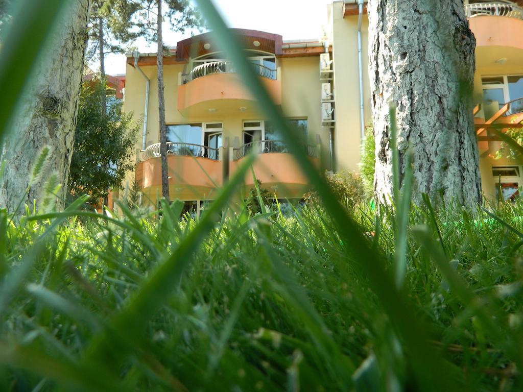 Family Hotel Privileg Sunny Beach Exterior foto
